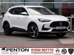 White Used 2024 MG HS SE SUV | £16,490 (Fair price)