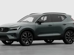 Vapour grey New 2025 Volvo XC40 Ultra SUV | £45,810 (Fair price)