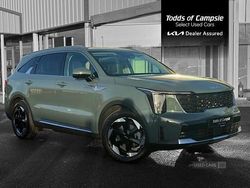Green Used 2025 Kia Sorento SUV | £43,950 (Fair price)