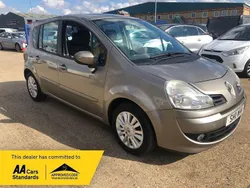 Beige Used 2011 Renault Grand Modus Dynamique MPV | £3,257 (Fair price)