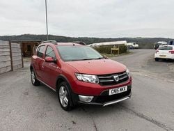 Red Used 2015 Dacia Sandero Lauréate Hatchback | £3,995 (Fair price)