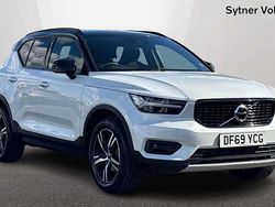 White Used 2020 Volvo XC40 R-Design SUV | £20,750 (Fair price)