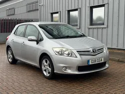 Silver Used 2011 Toyota Auris Hatchback | £1,950 (Good price)