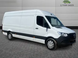 White Used 2021 Mercedes Sprinter Progressive Van | £15,995 (Fair price)