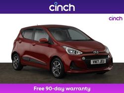 Red Used 2017 Hyundai i10 Premium Hatchback | £7,549 (Fair price)