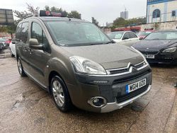 Brown Used 2014 Citroën Berlingo XTR MPV | £4,490 (Good price)