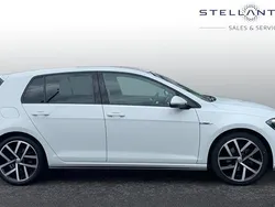 White Used 2018 VW Golf VII R-line Hatchback | £18,444 (Fair price)