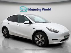 White Used 2022 Tesla Model Y Long Range AWD SUV | £23,900 (Fair price)