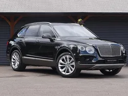 Midnight emerald Used 2016 Bentley Bentayga SUV | £72,000