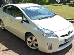 White Used 2010 Toyota Prius Hatchback | £6,380 (Fair price)