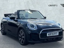 Black Used 2022 Mini Cooper Exclusive Hatchback | £18,990 (Expensive)