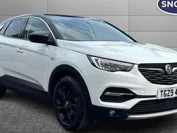 White Used 2021 Vauxhall Grandland X SRi SUV | £13,782 (Good price)
