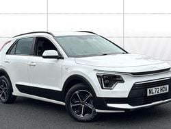 White Used 2022 Kia Niro SUV | £17,900 (Good price)