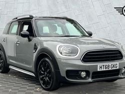 Grey Used 2018 Mini Cooper Countryman Classic SUV | £14,699 (Fair price)