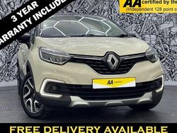 Cream/black Used 2018 Renault Captur Dynamique SUV | £6,695 (Fair price)