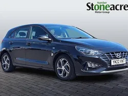 Black Used 2022 Hyundai i30 SE Hatchback | £11,995 (Good price)