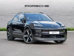Black Used 2025 Porsche Macan SUV | £84,995