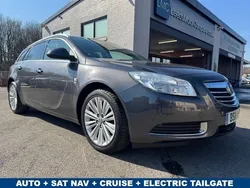 Grey Used 2011 Vauxhall Insignia Estate | £6,295 (Fair price)