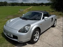 Silver Used 2000 Toyota MR2 Cabriolet | £3,950 (Fair price)