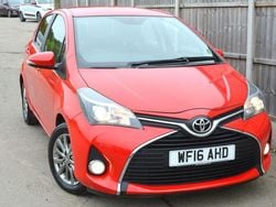 Red Used 2016 Toyota Yaris Hatchback | £5,249 (Super price)