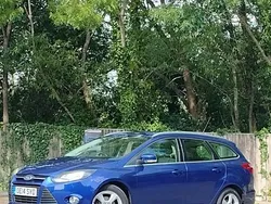 Blue Used 2014 Ford Focus Zetec Estate | £6,995 (Fair price)