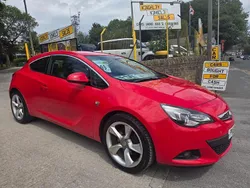Red Used 2011 Vauxhall Astra GTC SRi Hatchback | £1,995