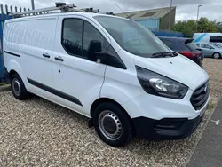White Used 2018 Ford Transit Custom Van | £8,950 (Super price)