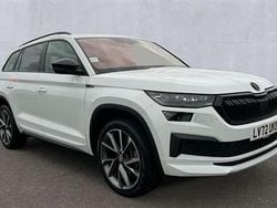 Moon white metallic Used 2022 Skoda Kodiaq SportLine SUV | £28,750 (Good price)