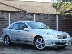 Silver Used 2006 Mercedes C200 Classic Sedan | £2,990 (A bit pricey)