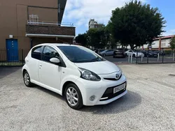 White Used 2013 Toyota Aygo Hatchback | £2,199 (Super price)