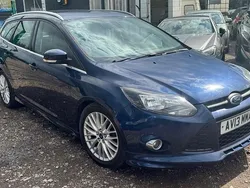 Blue Used 2013 Ford Focus Zetec Estate | £2,995 (Fair price)