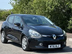 Black Used 2016 Renault Clio IV Dynamique Hatchback | £3,495 (Good price)
