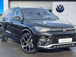 Black Used 2025 VW Tiguan R-line SUV | £33,990 (Fair price)