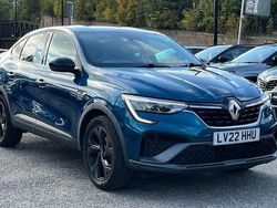 Metallic zanzibar blue Used 2021 Renault Arkana R.S. SUV | £17,357 (Fair price)