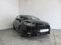 Black Used 2017 Ford Focus ST Hatchback | £12,495 (Fair price)