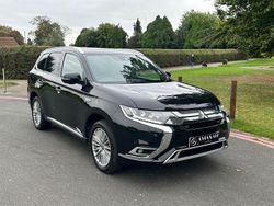 Black Used 2019 Mitsubishi Outlander P-HEV Estate | £17,490 (Expensive)