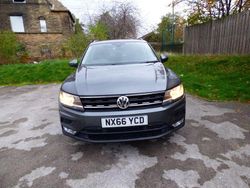 Grey Used 2016 VW Tiguan SE SUV | £9,995 (Expensive)