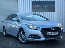 Silver Used 2015 Hyundai i40 SE Estate | £5,850 (Fair price)