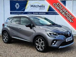 Oyster grey with black roof Used 2021 Renault Captur Version S SUV | £14,995 (Fair price)