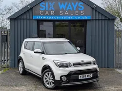 White Used 2018 Kia Soul 2 SUV | £9,990 (Fair price)