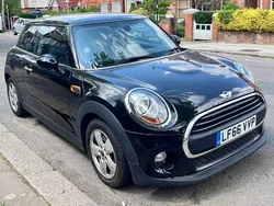 Black Used 2016 Mini ONE Pepper Hatchback | £13,099 (Fair price)