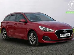 Red Used 2019 Hyundai i30 SE Estate | £8,999 (Fair price)