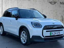 Nanuq white Used 2024 Mini Countryman Classic SUV | £30,461 (Fair price)