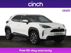 White Used 2022 Toyota Yaris Hybrid Design Estate | £18,499 (Good price)