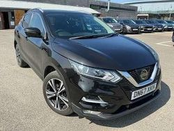 Black pearl Used 2017 Nissan Qashqai N-Connecta SUV | £7,675 (Fair price)