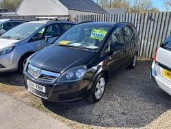 Black Used 2014 Vauxhall Zafira MPV | £3,999 (Fair price)