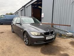 Grey Used 2005 BMW 320 Estate | £1,800 (Expensive)