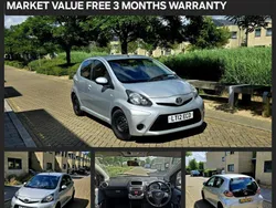 Silver Used 2012 Toyota Aygo Hatchback | £3,495 (Super price)