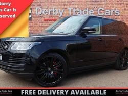 Black Used 2019 Land Rover Range Rover Vogue SE SUV | £32,990 (A bit pricey)