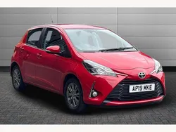 Red Used 2019 Toyota Yaris Hatchback | £9,950 (Fair price)